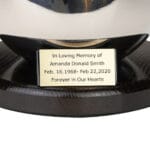 own text on the urn