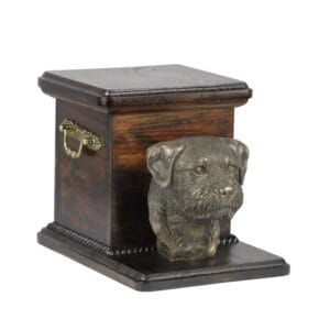 Pudełko na prochy psa ze statuetką danej rasy