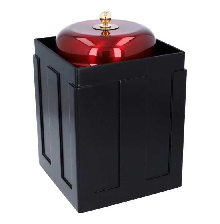 Set of cremation urn and vault