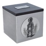 Urne mit Indianermotiv