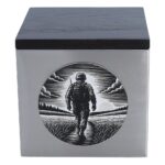 Military urn with visible soldier design