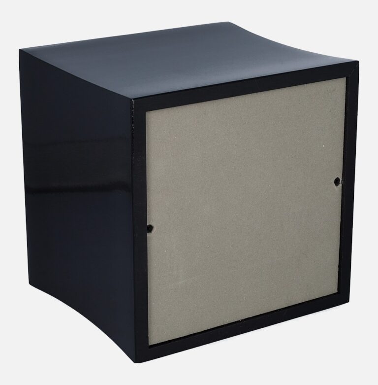 Black wooden urn bottom