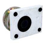 Urna kremacyjna z otworem do napełniania od dołu – bezpieczne zamknięcie