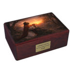 urna cineraria cristiana Gesù che prega Getsemani urna in legno per adulti vista angolata