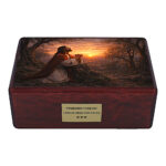 coperchio urna in legno Gesù che prega Getsemani opera d'arte religiosa dettagliata vista dall'alto